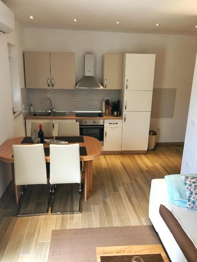 Dejablue Apartmani Opric Экстерьер фото